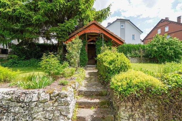 Garten mit Gartenhäuschen