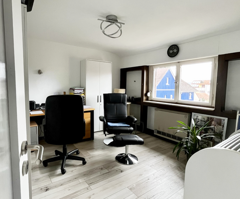 Zimmer IV (Mittel).png