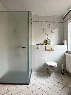 Dusch-/Wannenbad im EG