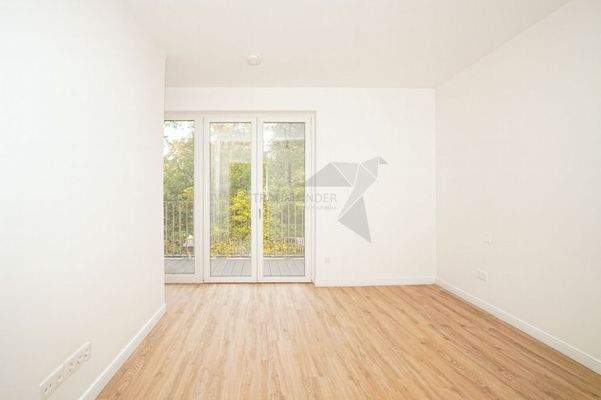 Muster Schlafzimmer mit Balkonzugang