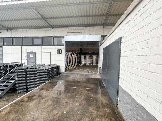 Außenansicht Halle 1 - JLL