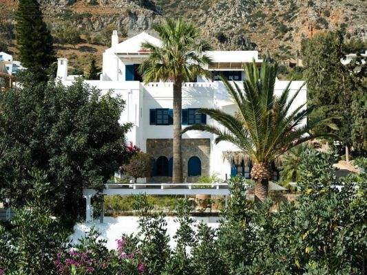 Kreta, Chersonisou: Hotel im Kykladenstil mit 13 Apartments, Pool, Garten und Café / Bar zu verkaufen