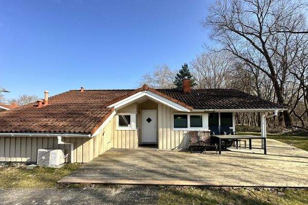 Eingangsbereich und XXL - Terrasse