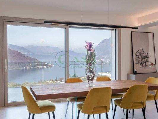 Luxuswohnung in Sale Marasino mit Blick auf den Lago d´Iseo