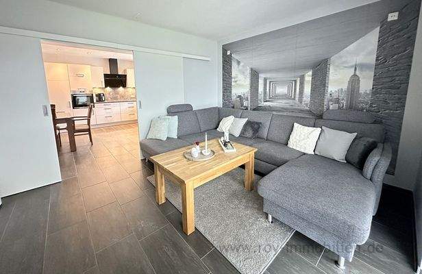 Wohnbereich mit offenen Zugang zur Küche