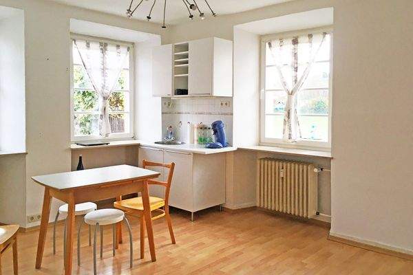 Gemütliche Küche unten