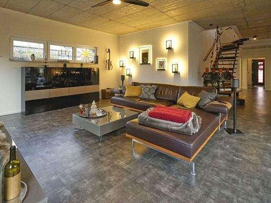 Geräumiger Wohn- und...