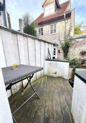 Kleine Terrasse im EG