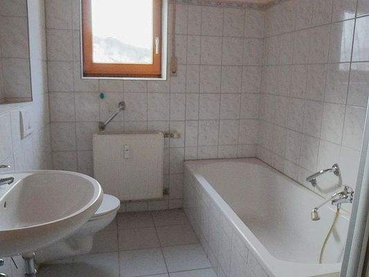 Badezimmer Wohnung DG