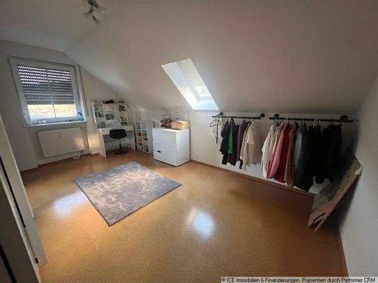 PHOTO-2025-11-16-13-18-51