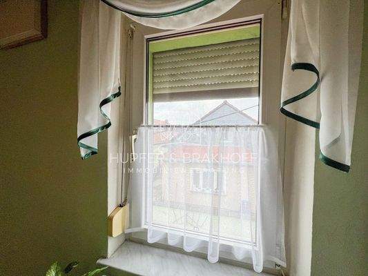 Fenster mit Außenrollläden