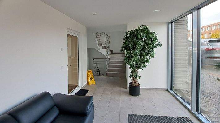 Foyer im EG Bild 2.jpg