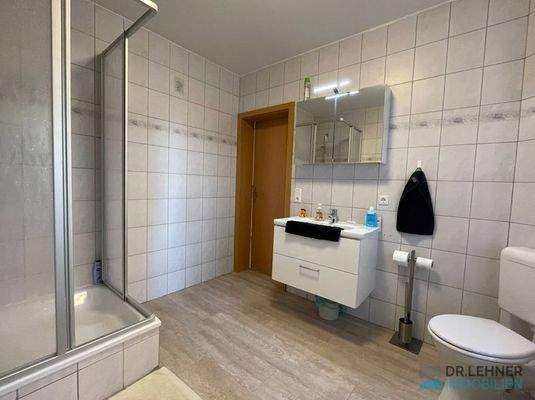 Erdgeschoss Duschbad