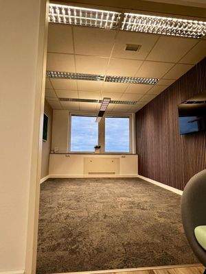 PHOTO-2025-10-29-08-52-33 6.jpg