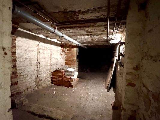 Kellerraum I