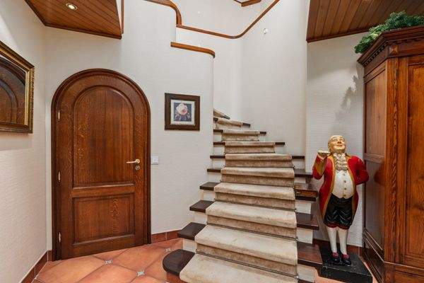 Treppenaufgang ins Dachgeschoss