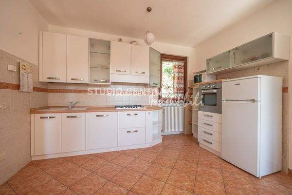 cucina appartamento 2