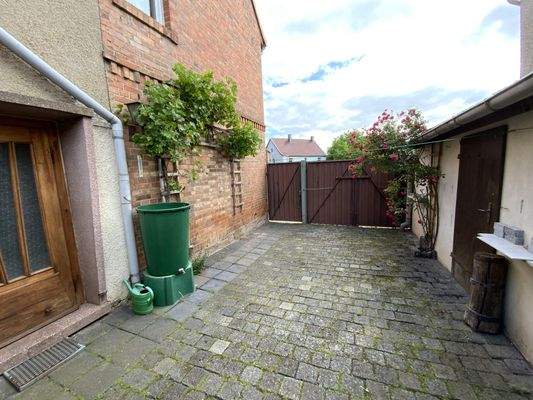 Zufahrt zum Grundstück