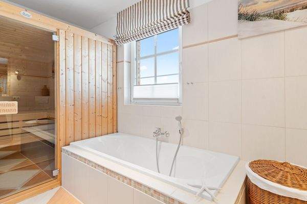 Badezimmer mit Sauna