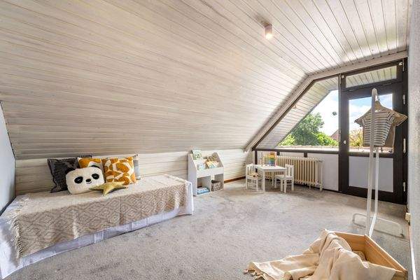 Kinderzimmer mit Loggia