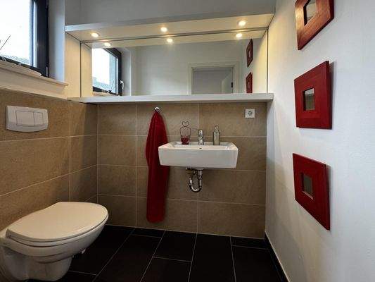 Obergeschoss - Gäste-WC...