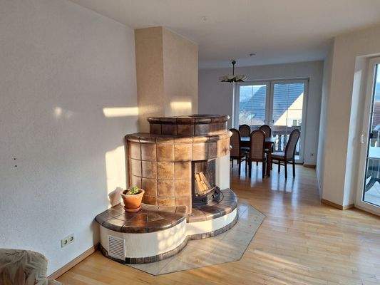 Wohnzimmer mit Essbereich