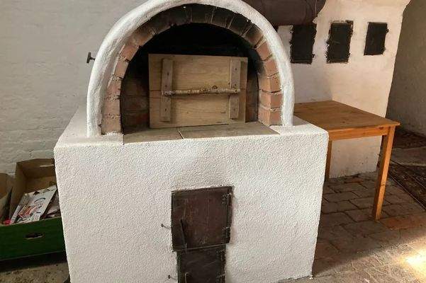 Pizzaofen im Ritterstüble