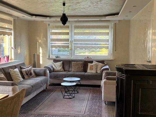 offener Wohn- und Essbereich