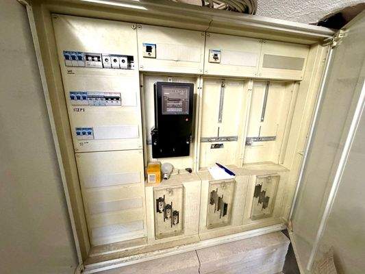 E9 Elektroverteilerkasten.jpeg