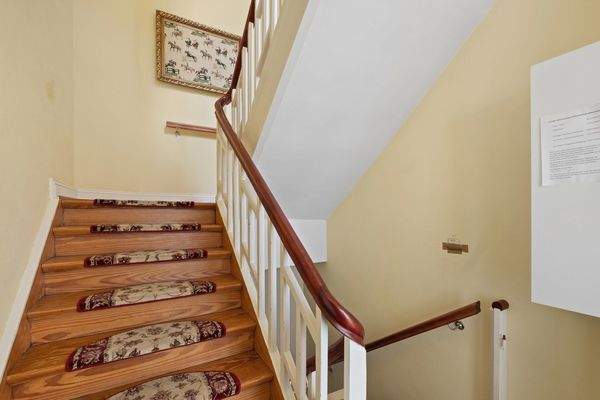 Treppenhaus zu den Wohnungen