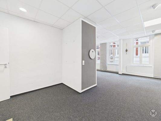 CAM05560G0-PR0017-STILL020