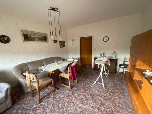 EG Zimmer 1 mit Durchsicht zu Zimmer 2