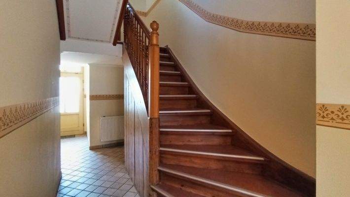 Treppenhaus & Hofausgang