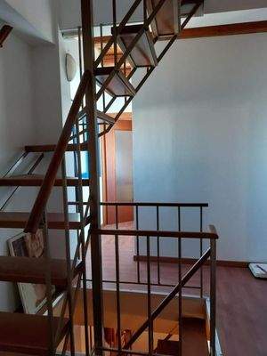 Kreta, Mochlos: Dreistöckige Wohnung direkt am Meer zu verkaufen