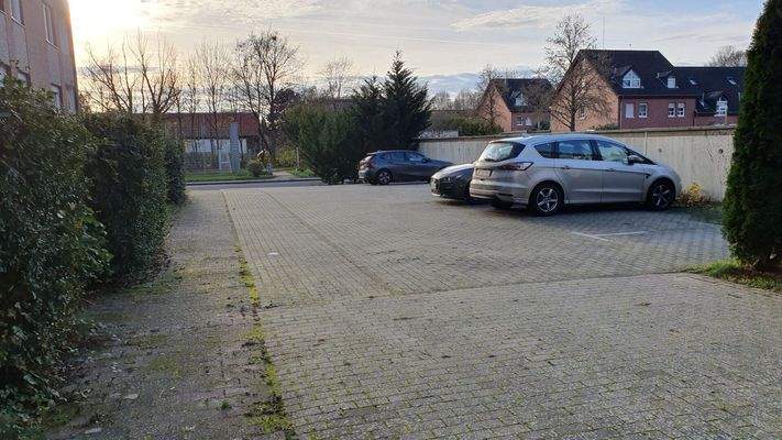 ... zum Stellplatz ...