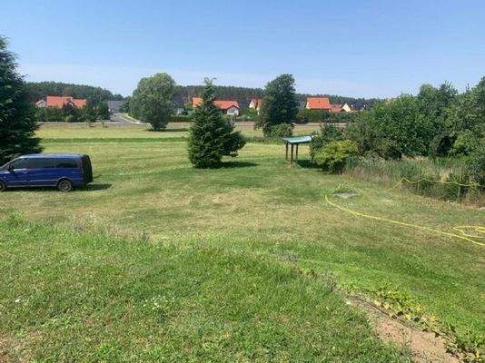 Auf dem Grundstück (5)