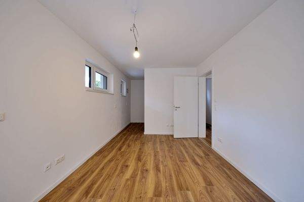 Schlafzimmer mit Ankleide