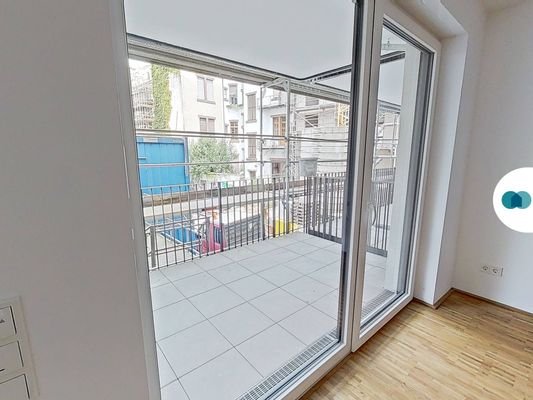 Ansicht III: Balkon/Wohnzimmer