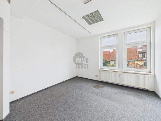 Gewerbe_Vorderhaus_1.OG_6