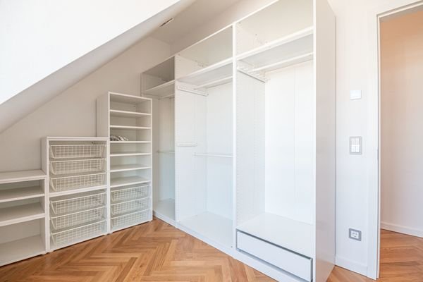 Ankleidezimmer Ansicht 2