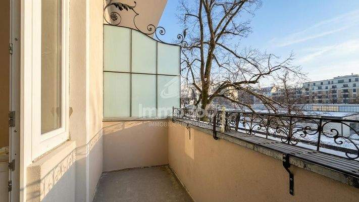 Beispielwohnung im Leerzustand / Saniert