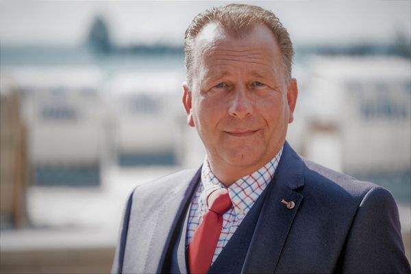 Herr Hitziger, Inhaber.jpg