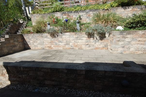 Terrasse vor Hauseingang