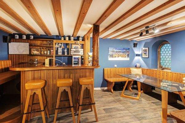 Bar Untergeschoss.jpg