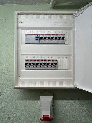 Elektrik geteilt nach Geschoss