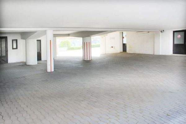 Überdachte_Parklächen