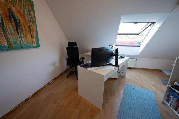 Zweites DG - Arbeitszimmer 2