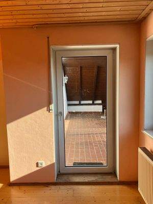 Balkonzugang vom Schlafzimmer