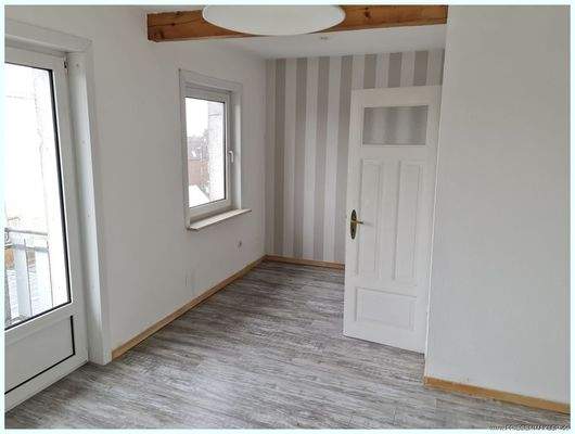 im Westzimmer 3.OG mit Abstellraum