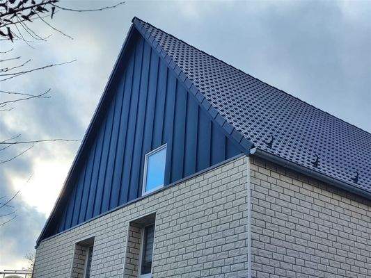 neu: Giebelseiten-Verkleidung mit Stehfalz